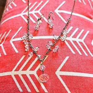 Necklace and earring set